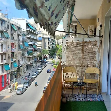 Apartment Beautiful In Koukaki!